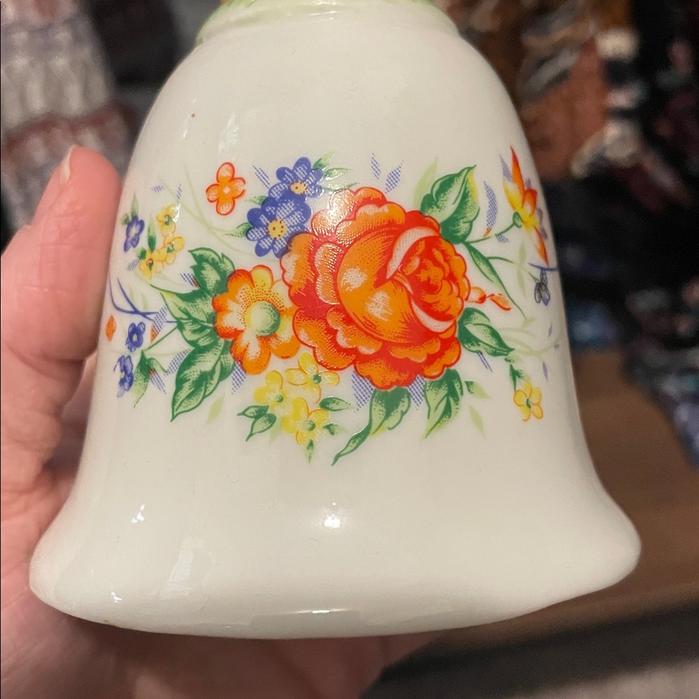 Charming Cream Bell with Floral Design - Picture 6 of 6